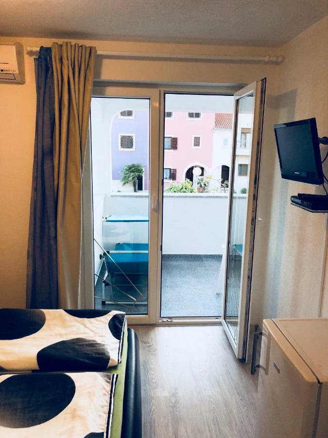 Guest House Jadro Rovigno Esterno foto